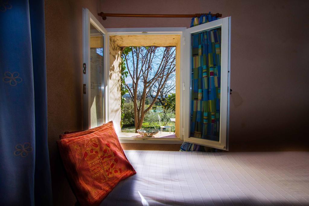 La Colombiere Du Chateau Saint-Laurent-du-Verdon Kamer foto